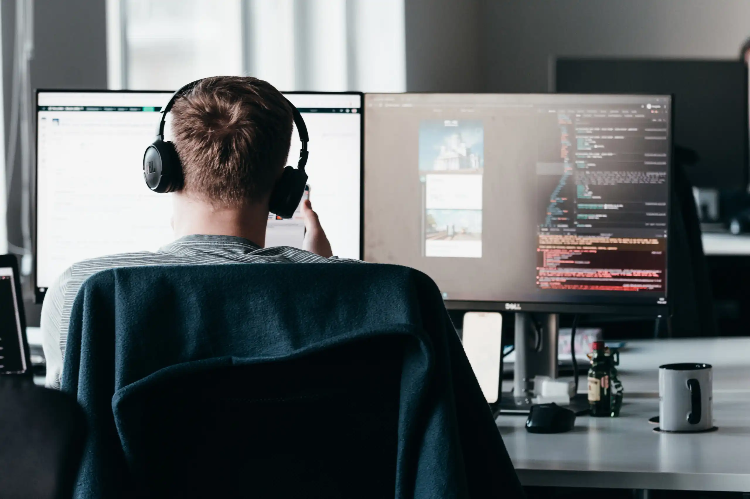 Landing | Hero | Background